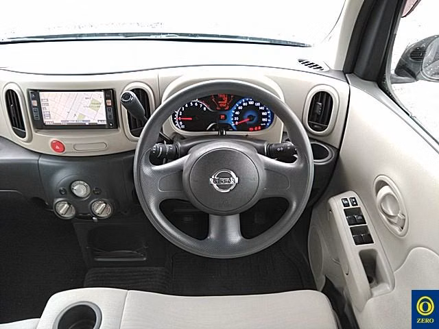 NISSAN CUBE