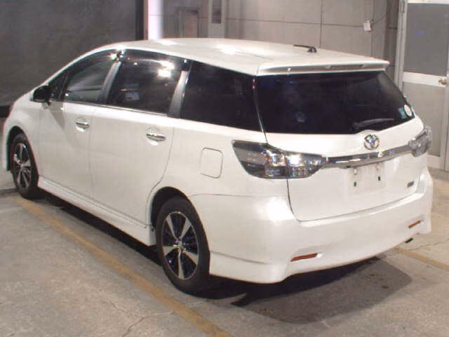 TOYOTA WISH