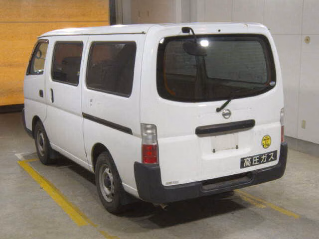 NISSAN CARAVAN
