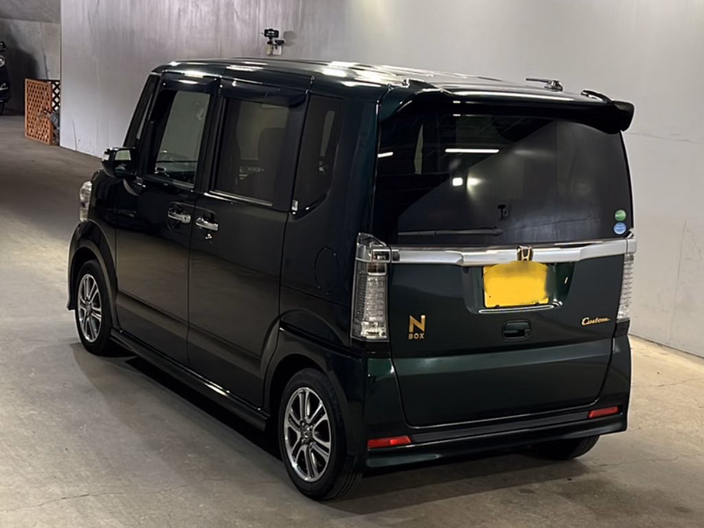 HONDA N-BOX
