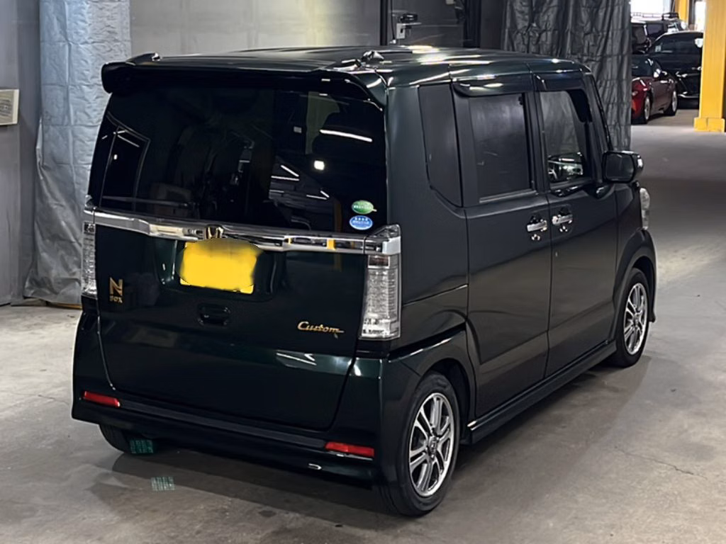 HONDA N-BOX