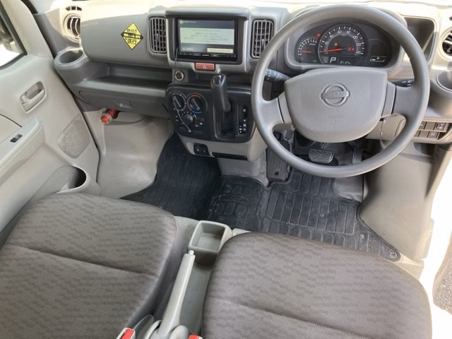 NISSAN NV100 CLIPPER