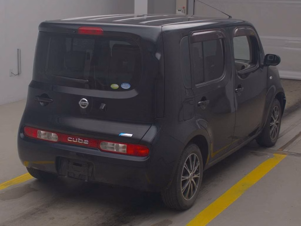 NISSAN CUBE
