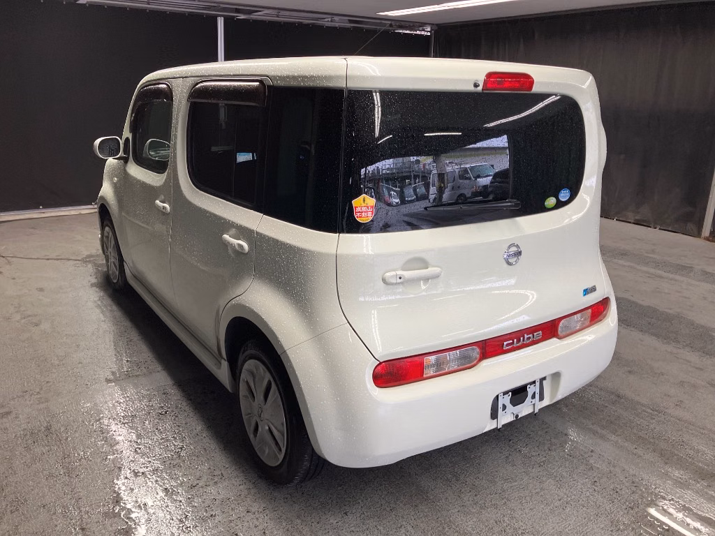 NISSAN CUBE