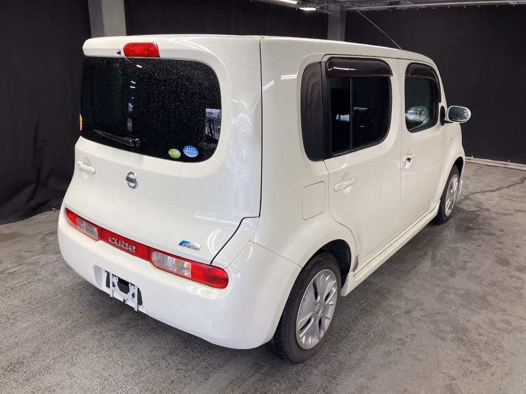 NISSAN CUBE