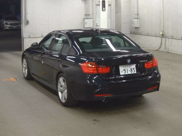 BMW 3-SERIES