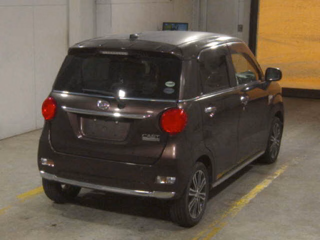 DAIHATSU CAST