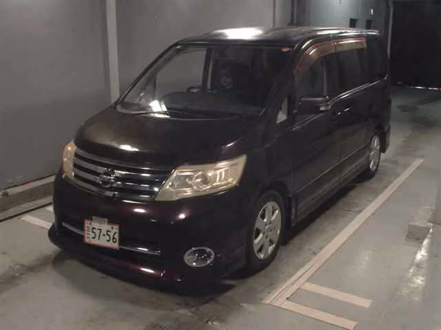 NISSAN SERENA