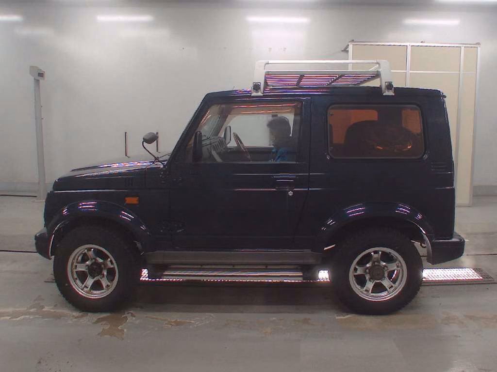 SUZUKI JIMNY SIERRA