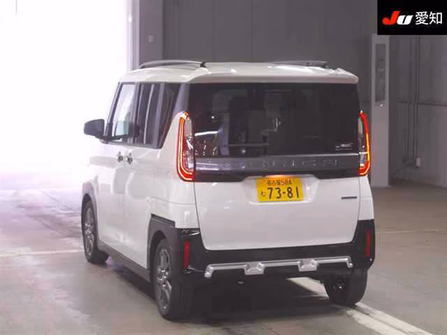 MITSUBISHI DELICA MINI