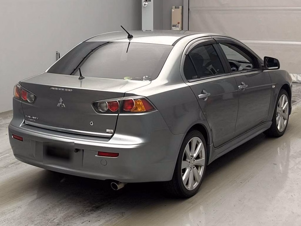 MITSUBISHI GALANT FORTIS
