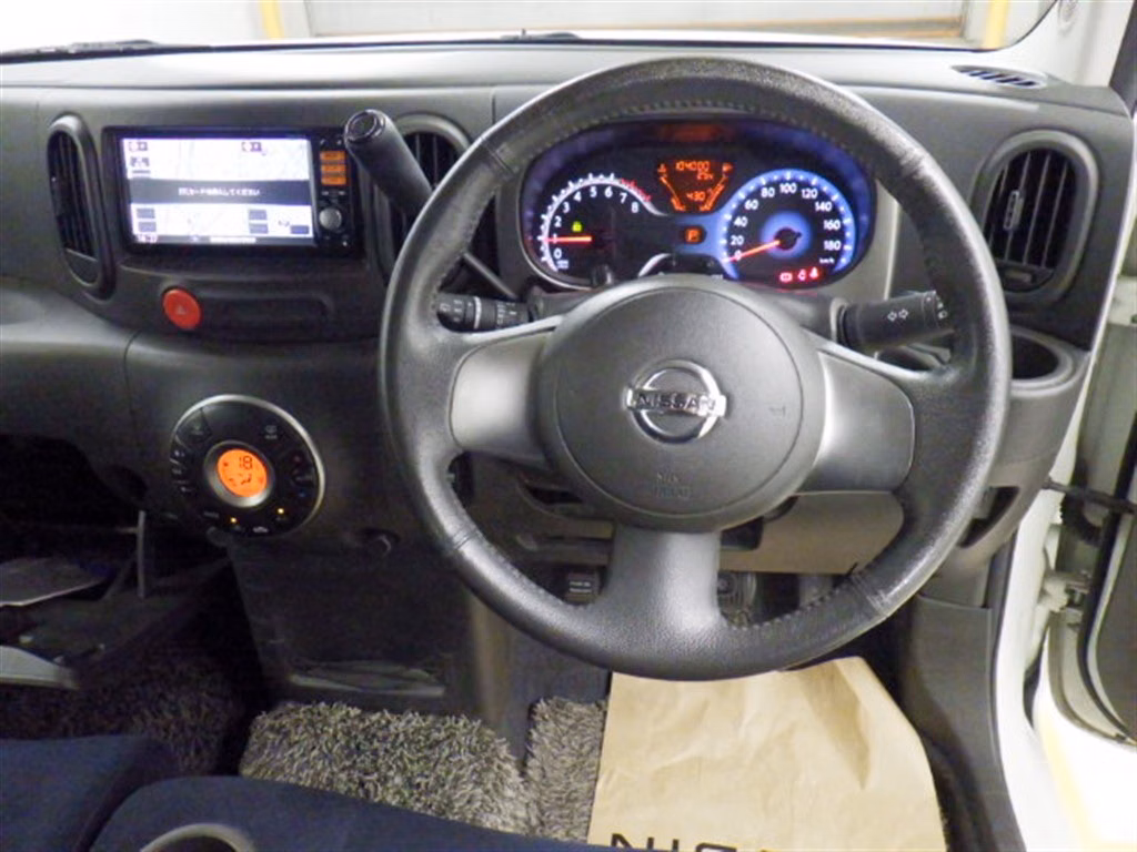 NISSAN CUBE