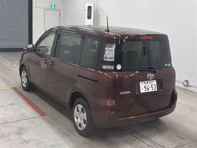 TOYOTA SIENTA
