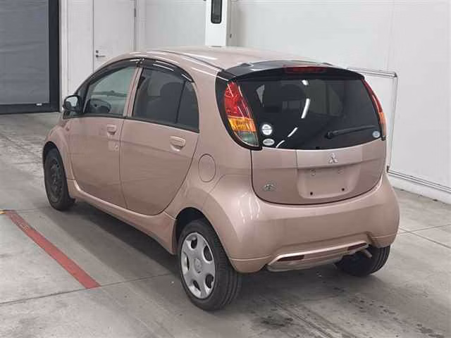 MITSUBISHI I