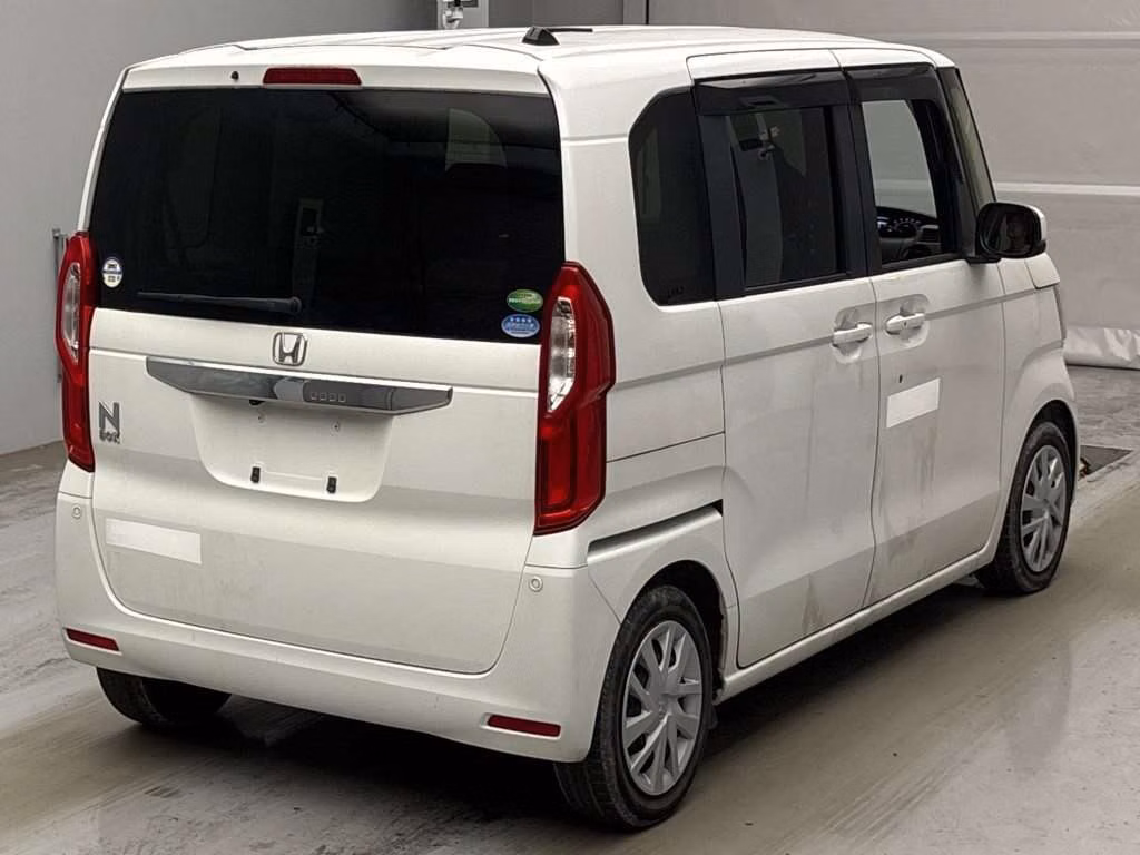 HONDA N-BOX