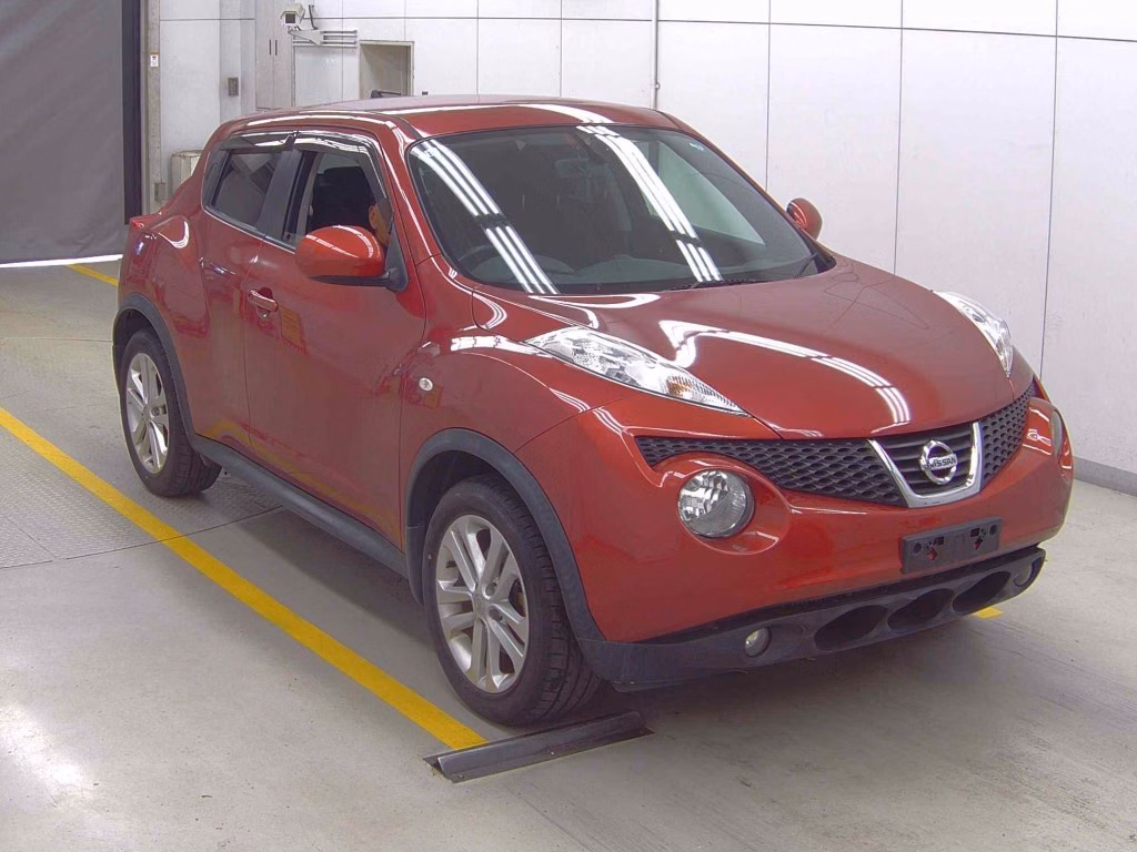 NISSAN JUKE