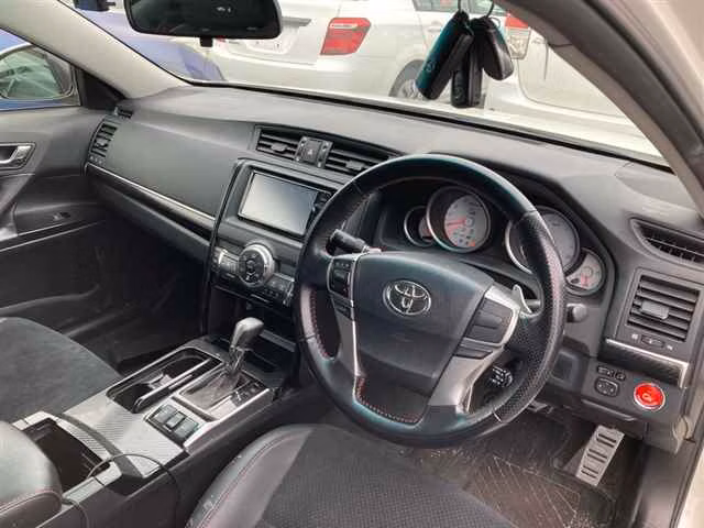 TOYOTA MARK X
