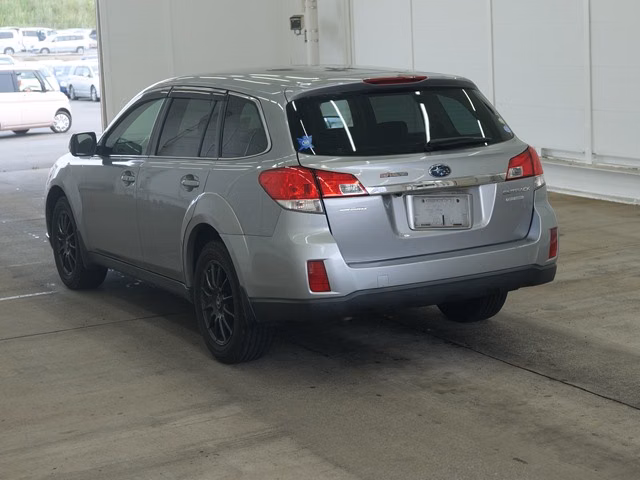SUBARU OUTBACK