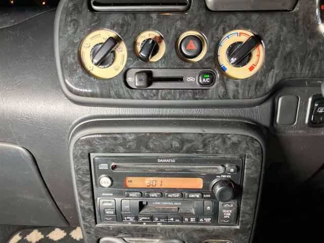 DAIHATSU MIRA GINO