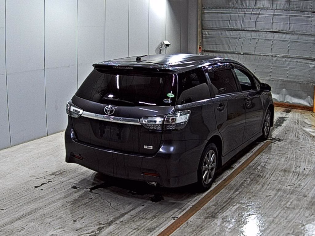 TOYOTA WISH