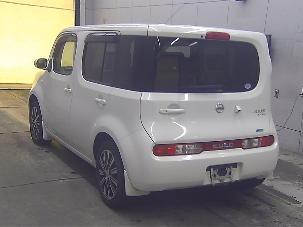 NISSAN CUBE