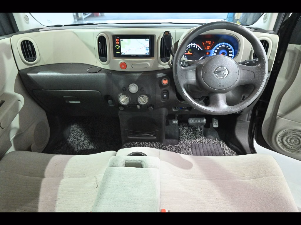 NISSAN CUBE