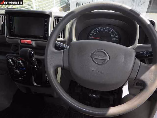NISSAN NV100 CLIPPER