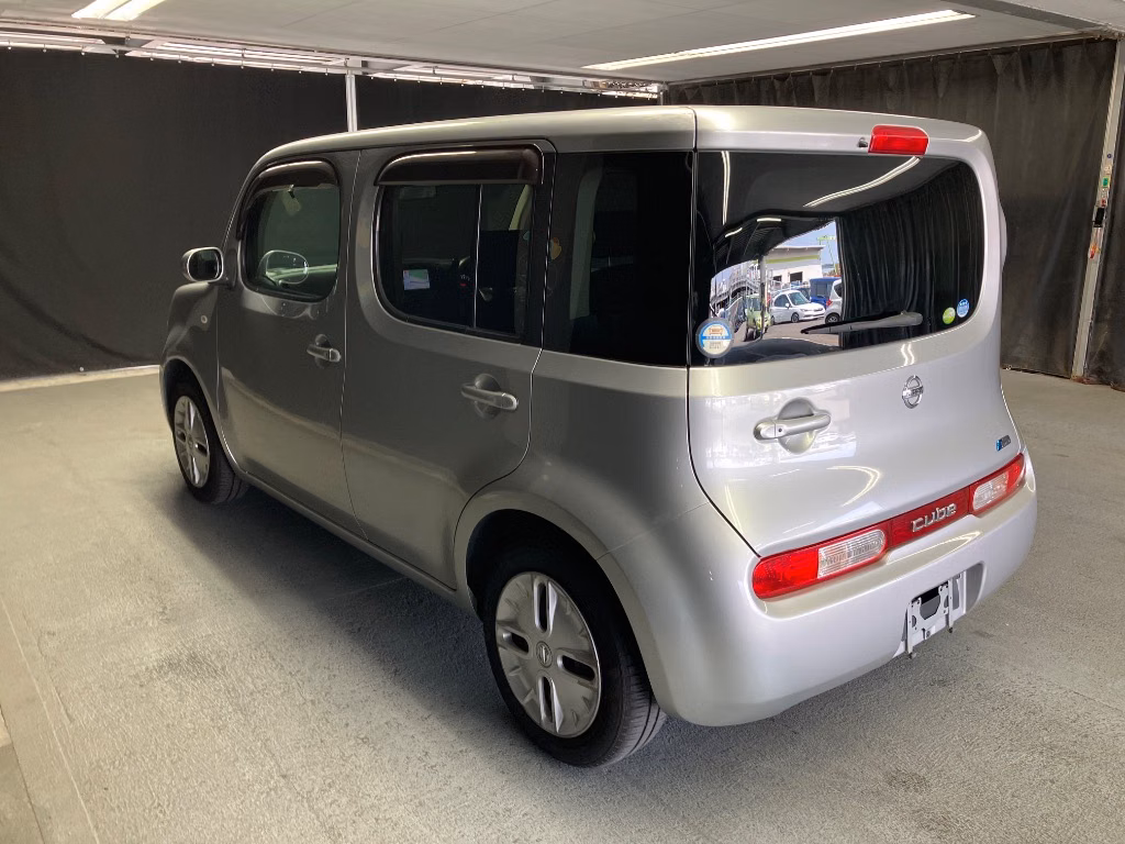 NISSAN CUBE
