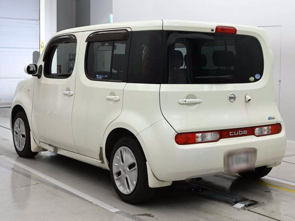NISSAN CUBE