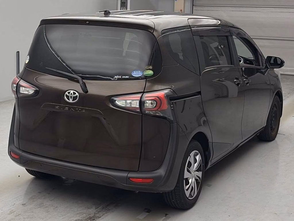 TOYOTA SIENTA