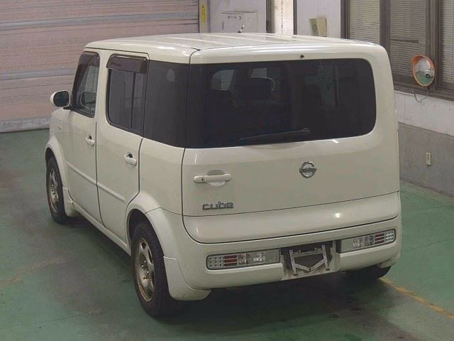NISSAN CUBE
