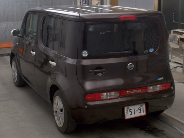 NISSAN CUBE