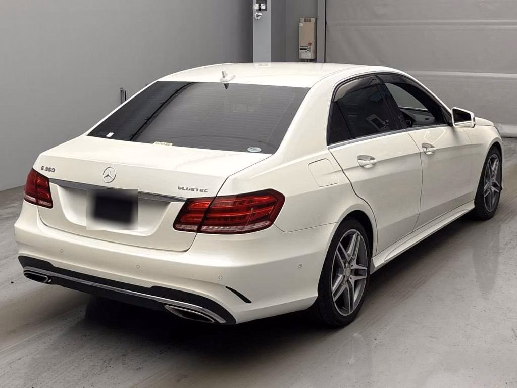 MERCEDES-BENZ E-CLASS