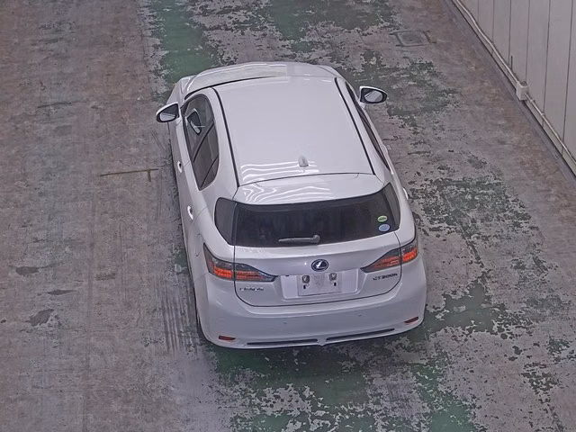 LEXUS CT200H