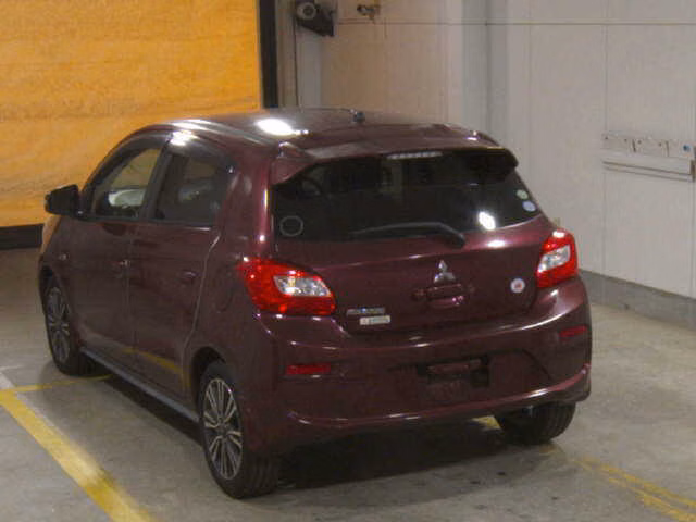 MITSUBISHI MIRAGE