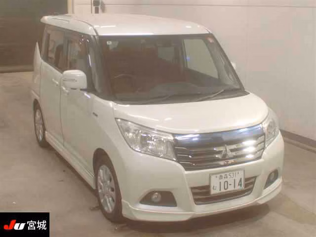 MITSUBISHI DELICA D:2