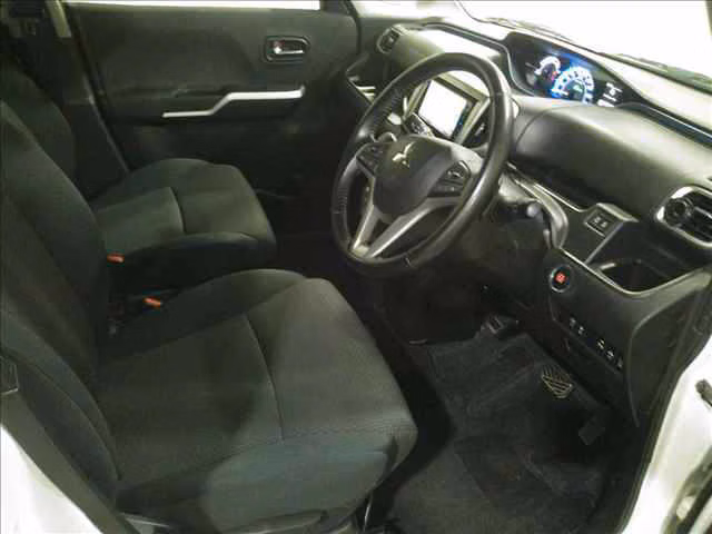 MITSUBISHI DELICA D:2