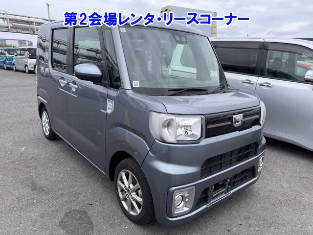 DAIHATSU WAKE