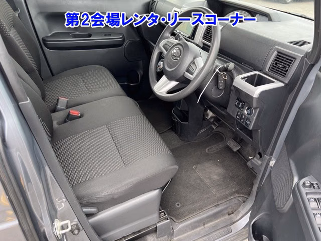 DAIHATSU WAKE