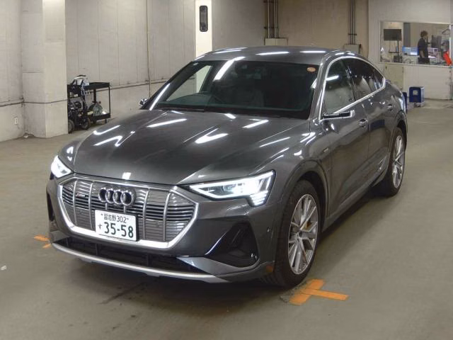 AUDI E-TRON SPORTBACK