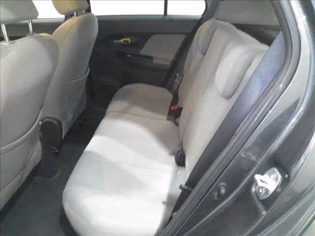 TOYOTA IST