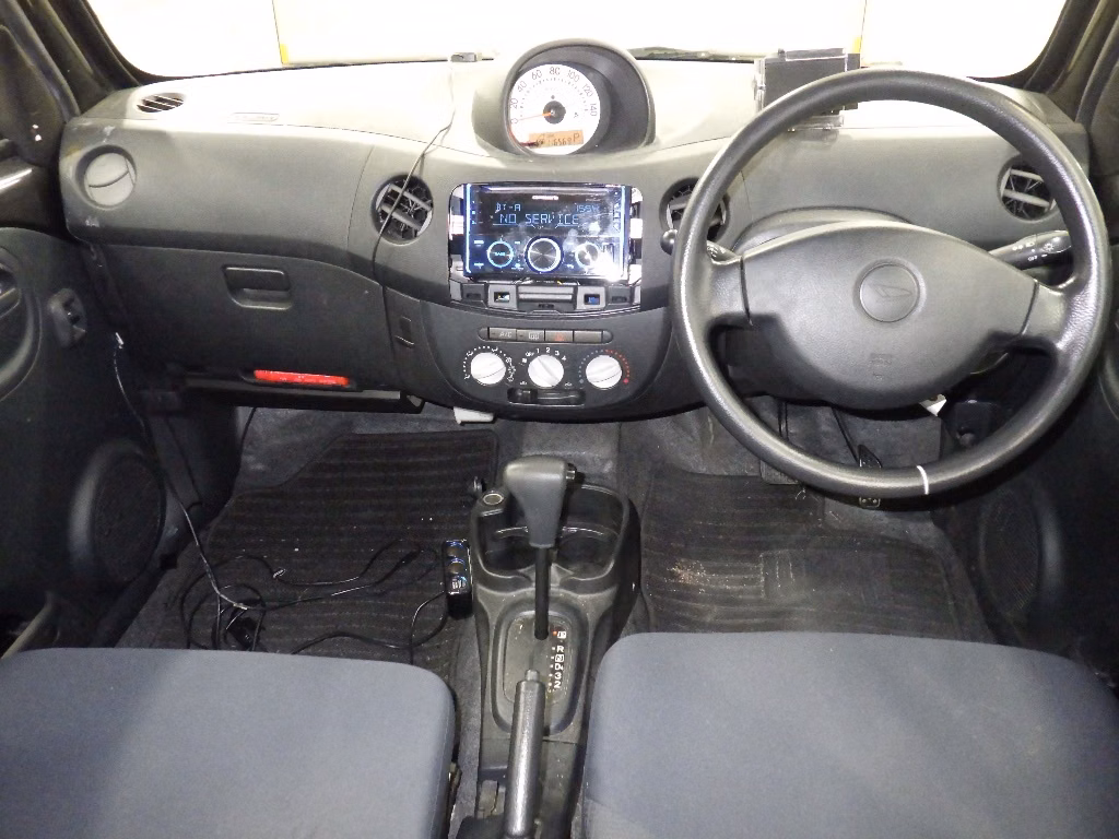 DAIHATSU ESSE