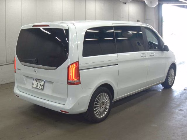 MERCEDES-BENZ V-CLASS