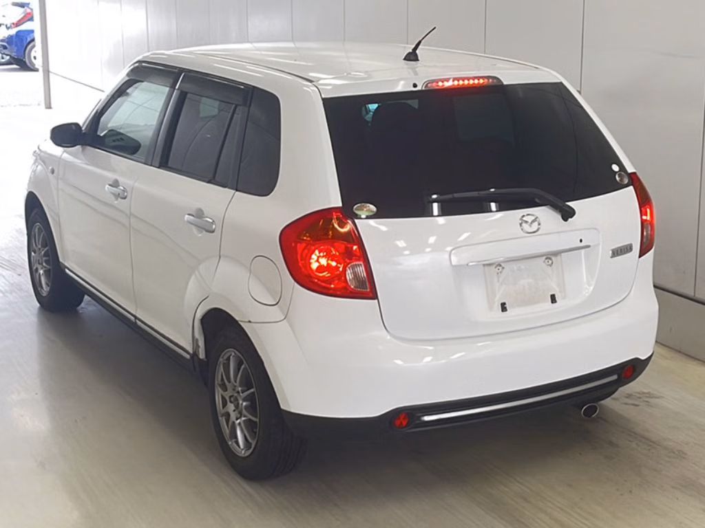 MAZDA VERISA