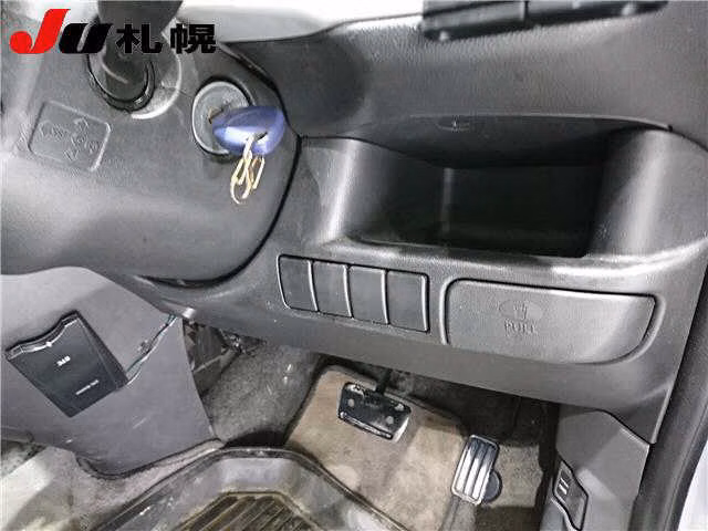 SUBARU R2
