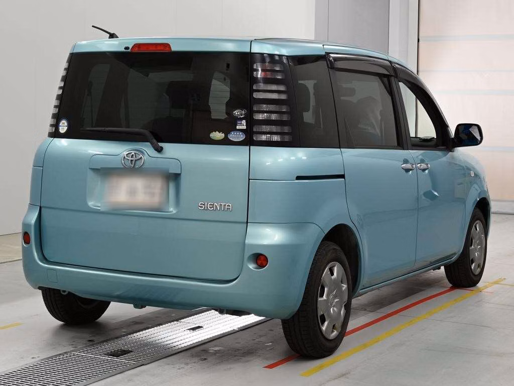 TOYOTA SIENTA