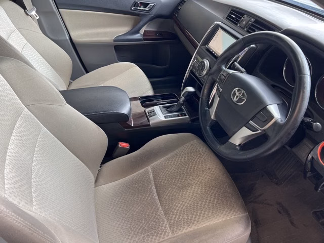 TOYOTA MARK X