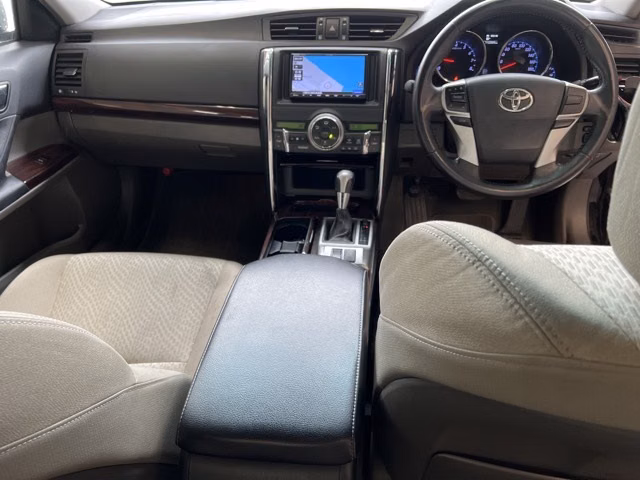 TOYOTA MARK X