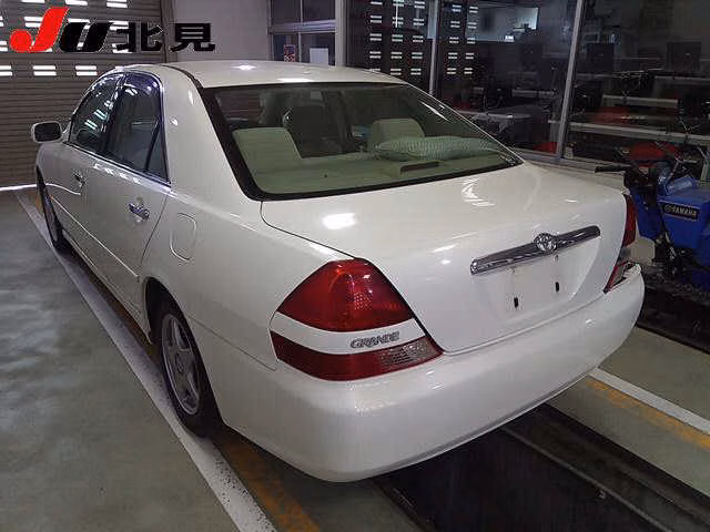TOYOTA MARK II