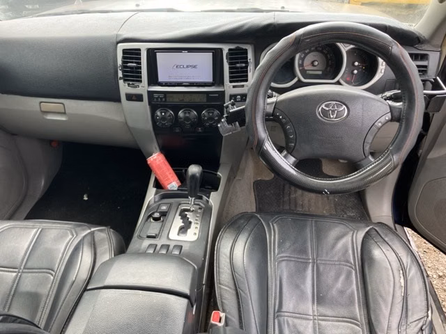 TOYOTA HILUX SURF